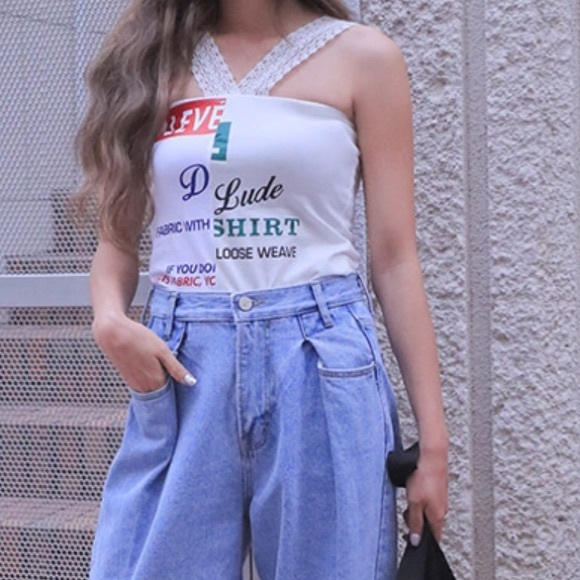 Stylenanda asymmetrical lace top - Picture 1 of 10